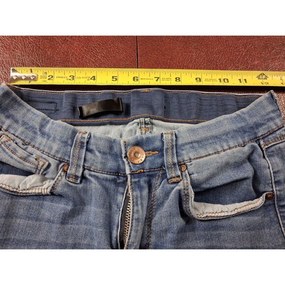 Almost Famous Premium Women’s Size 7 Light Wash Mid Rise Denim Jeans NWT - Picture 14 of 16